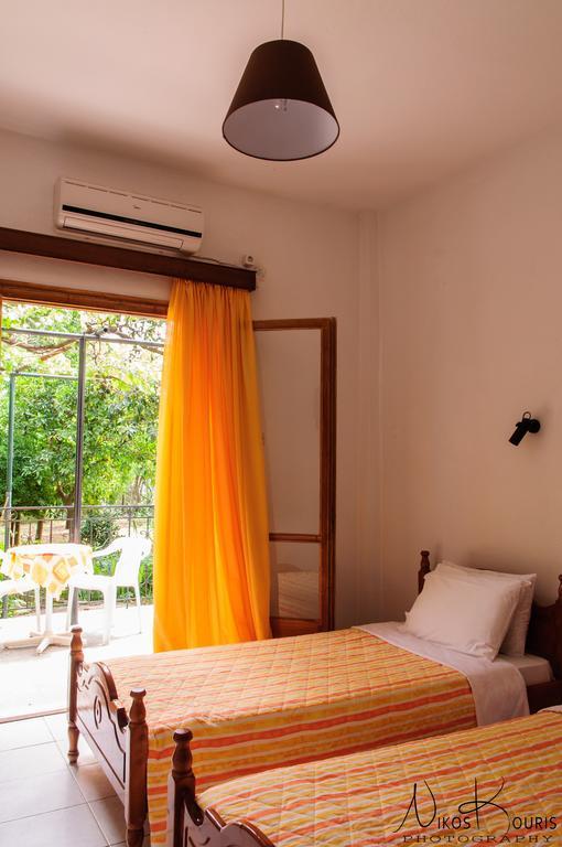 Drivas Apartments Plataniász Szoba fotó